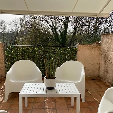 Appartement 6 Avec Deux Chambres - Les Suites De Robinson - Residence Avec Piscine En Bord De Siagne, A Mandelieu Buitenkant foto
